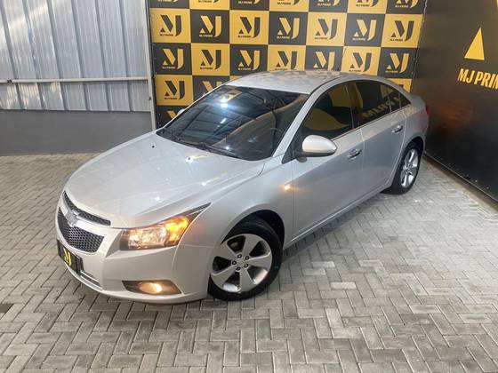 CHEVROLET CRUZE 1.8 LT 16V FLEX 4P AUTOMÁTICO CHEVROLET CRUZE 1.8 LT 16V FLEX 4P AUTOMÁTICO